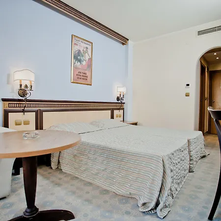 Andalucia منتجع