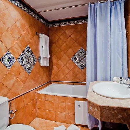 Andalucia النايت