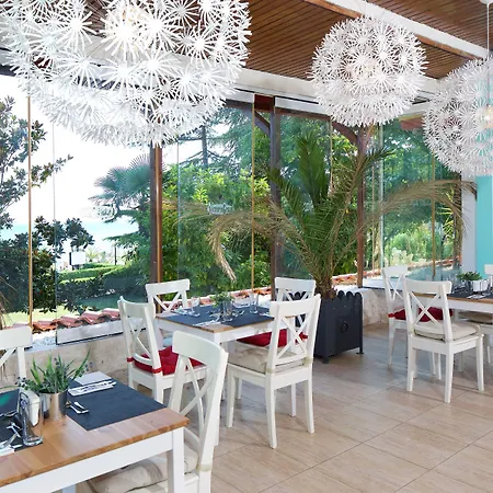 Andalucia Курортный комплекс Елените