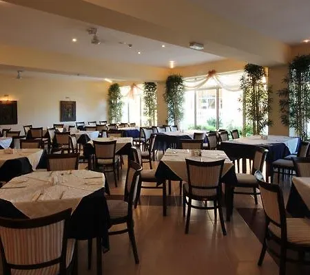 Andalucia Курортный комплекс 3*