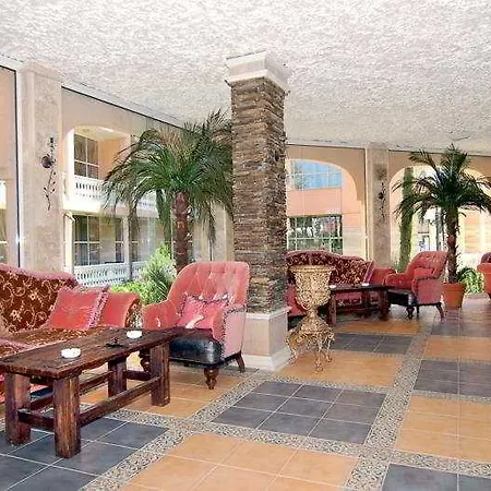 منتجع Andalucia 3*