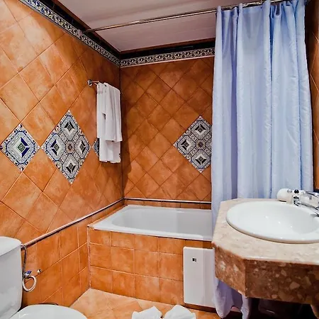 Andalucia 3* Елените