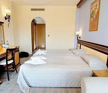 Курортный комплекс Andalucia Елените